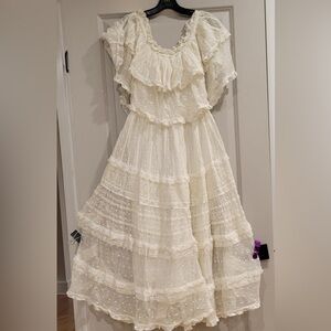 Elegant White Lace Dress